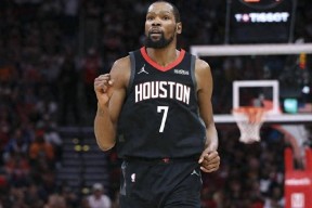 AYX-包含杜兰特回归赛场，爆冷首场状态亮眼，热火观众沸腾！的词条